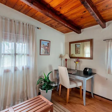 Casas De La Rueda - El Patio Santa Lucia De Tirajana